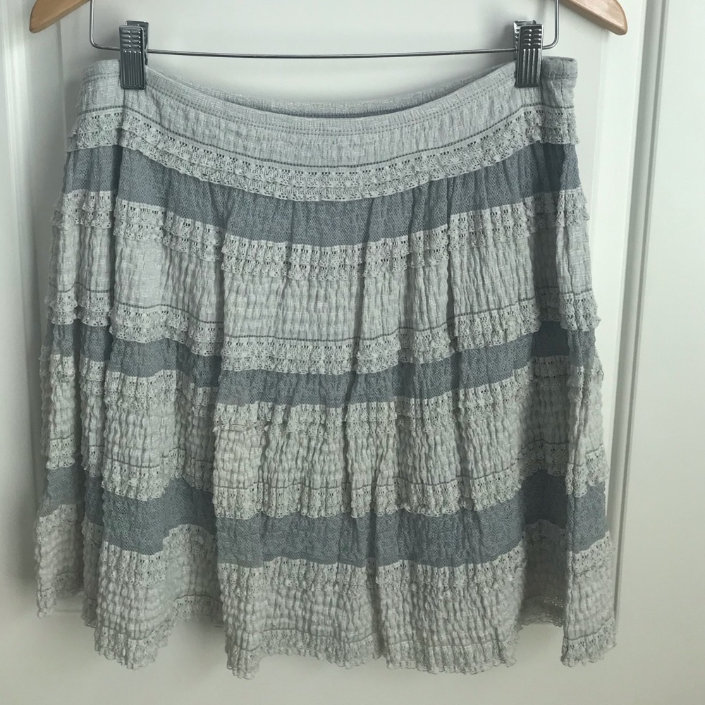 Max Studio Ruffle Skirt - Medium